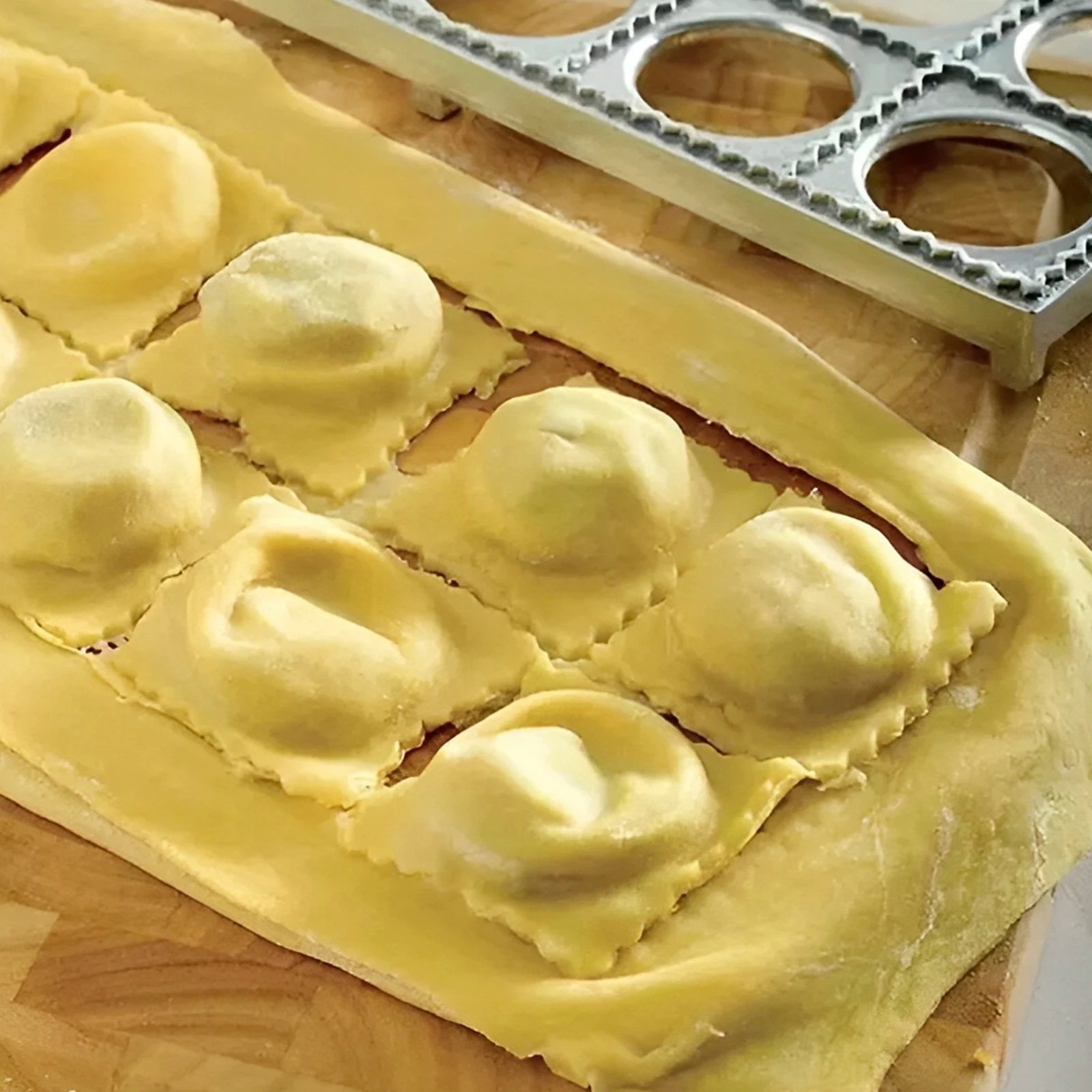 Forma do pierogów 12 otworów,  – Home Cooking Help recenzja i cena